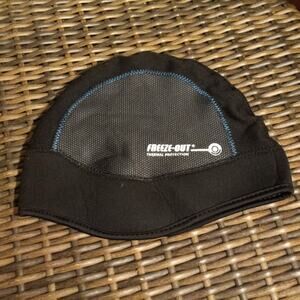 Freeze-Out Motorcycle Helmet Liner Skull Cap Sz M/L Thermal Protection Windproof